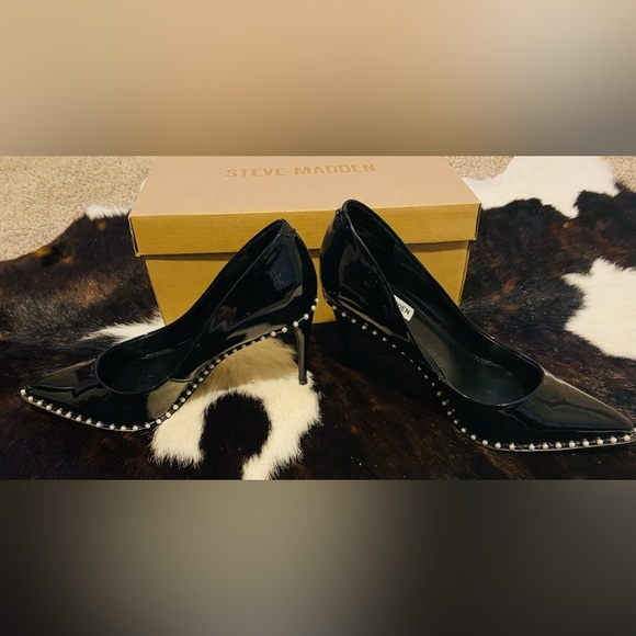 Steve Madden pump size 8.5. Wore one time like new! - Picture 2 of 9